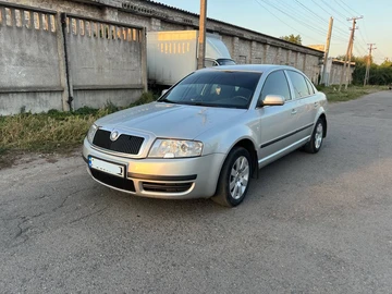 Авто Skoda Superb 2005 № 8512096