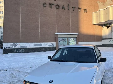 Авто BMW 5 Серия 1993 № 8512140