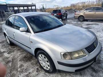 Авто Volkswagen Passat Sedan 1998 № 8512162