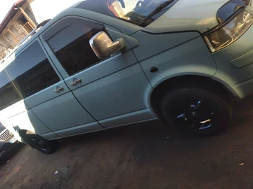 Авто Volkswagen Transporter 1995 № 8512256
