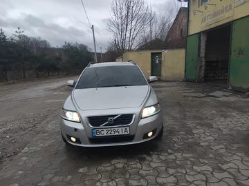 Авто Volvo V50 2007 № 8512283