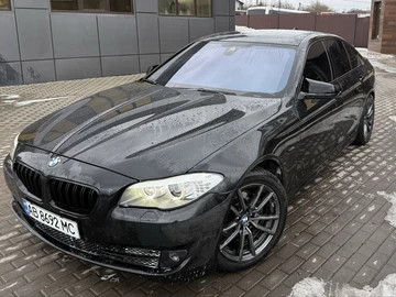 Авто BMW 5 Серия 2012 № 8512375