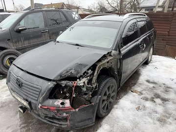 Авто Toyota Avensis 2005 № 8512461