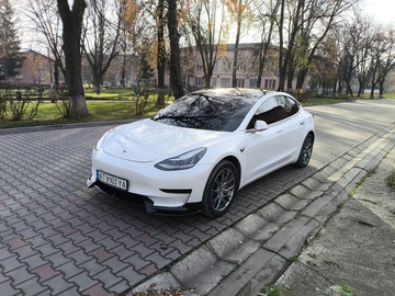 Авто Tesla Model 3 2019 № 8512494