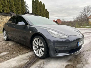 Авто Tesla Model 3 2019 № 8512501