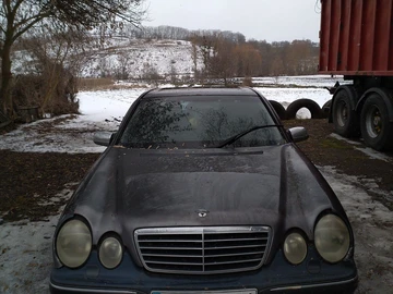 Авто Mercedes E Серия 2000 № 8512584