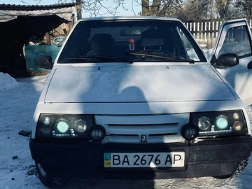 Авто ВАЗ 2109 1990 № 8512633