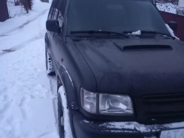 Авто Isuzu Ascender 2000 № 8512858