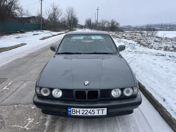 Авто BMW 5 Серия 1989 № 8513000