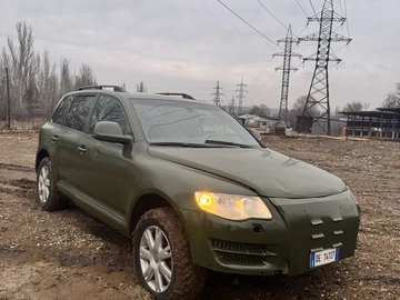 Авто Volkswagen Touareg 2007 № 8513087