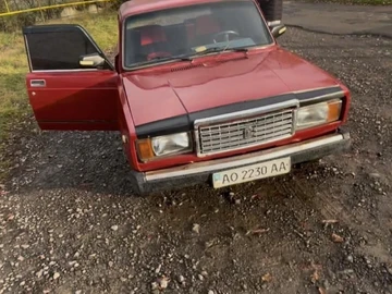 Авто ВАЗ 2107 2004 № 8513246