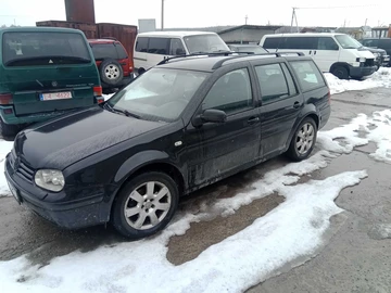 Авто Volkswagen Golf 2004 № 8513252