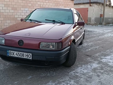 Авто Volkswagen Passat Sedan 1990 № 8513261