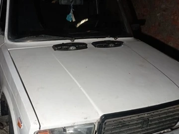 Авто ВАЗ 2107 1992 № 8513316