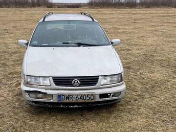 Авто Volkswagen Passat Hatchback 1996 № 8513379