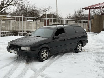 Авто Volkswagen Passat Variant 1991 № 8513558