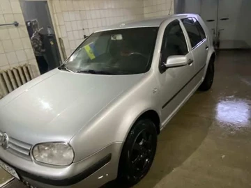 Авто Volkswagen Golf 2001 № 8513677