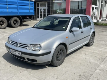 Авто Volkswagen Golf 1999 № 8513729