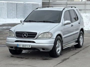 Авто Mercedes Ml Серия 2000 № 8513895