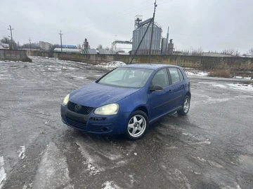 Авто Volkswagen Golf 2004 № 8513914