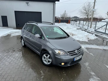 Авто Volkswagen Golf Plus 2008 № 8513974