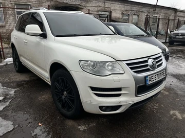 Авто Volkswagen Touareg 2008 № 8513976