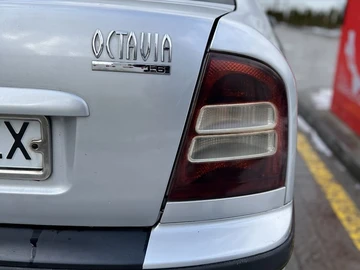 Авто Skoda Octavia 2000 № 8514053