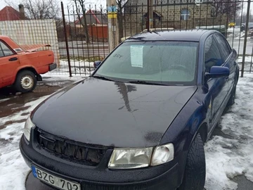 Авто Volkswagen Passat Sedan 2000 № 8514155
