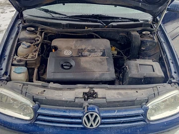 Авто Volkswagen Golf 2002 № 8514198