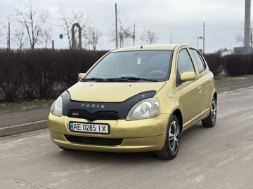 Авто Toyota Yaris 2000 № 8514243
