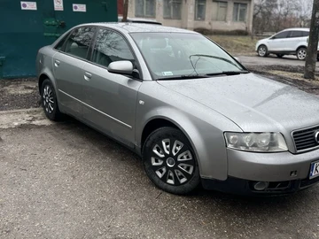 Авто Audi A4 2001 № 8514251