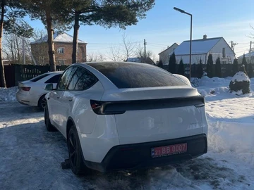 Авто Tesla Roadster 2026 № 8514287