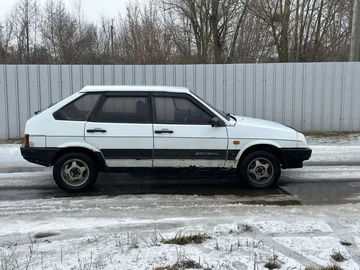Авто ВАЗ 2109 1990 № 8514295