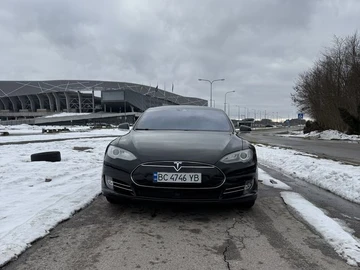 Авто Tesla Model S 2015 № 8514455