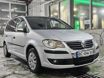 Авто Volkswagen Touran 2007 № 8514552