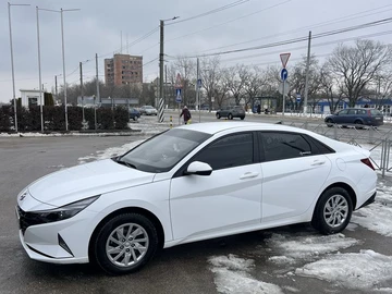 Авто Hyundai Elantra 2021 № 8514557