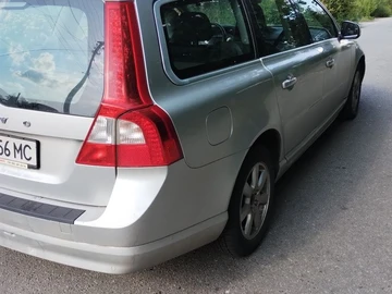 Авто Volvo V70 2013 № 8514578