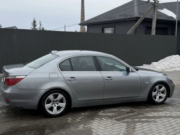 Авто BMW 5 Серия 2005 № 8514750