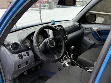 Авто Toyota Rav 4 2000 № 8514800