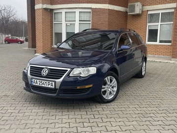Авто Volkswagen Passat Variant 2005 № 8514821