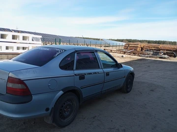 Авто Opel Vectra 1997 № 8514832