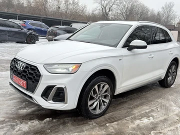 Авто Audi Q5 2023 № 8514988