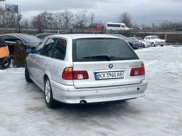 Авто BMW 5 Серия 2002 № 8515001