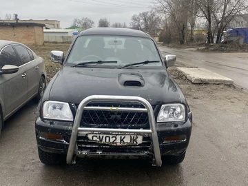 Авто Mitsubishi L 200 2002 № 8515080