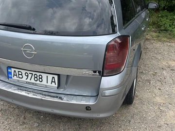 Авто Opel Astra 2005 № 8515091