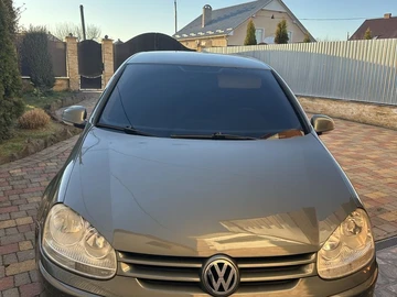Авто Volkswagen Golf 2004 № 8515234