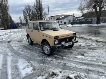 Авто ВАЗ 2121 1983 № 8515400