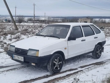Авто ВАЗ 2109 1996 № 8515493