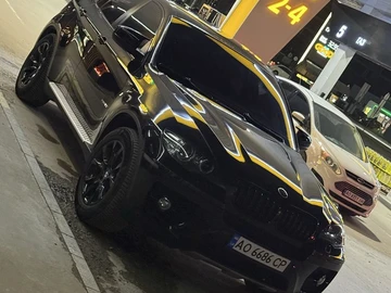 Авто BMW M6 2008 № 8515686