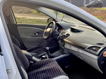 Авто Renault Megane 2010 № 8515897